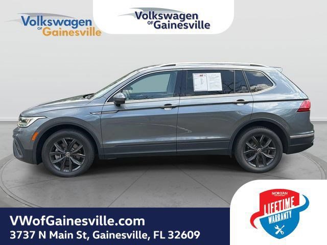 Used 2024 Volkswagen Tiguan SE AWD/4WD image 10