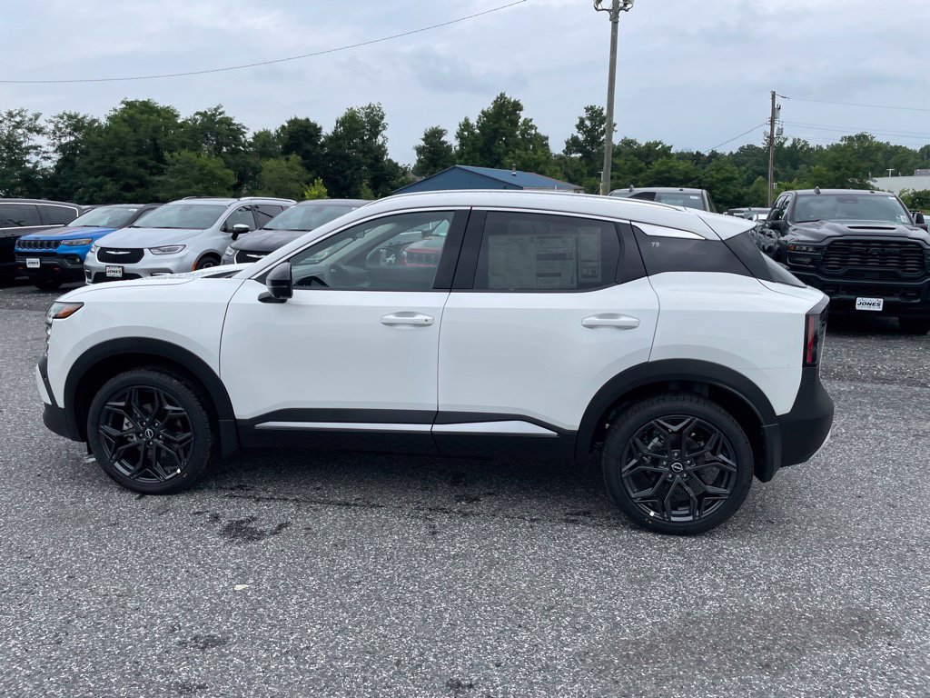 New 2026 Nissan Kicks SR w/ SR Premium Package AWD/4WD image 4