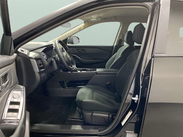 Certified 2024 Nissan Rogue S AWD/4WD image 11