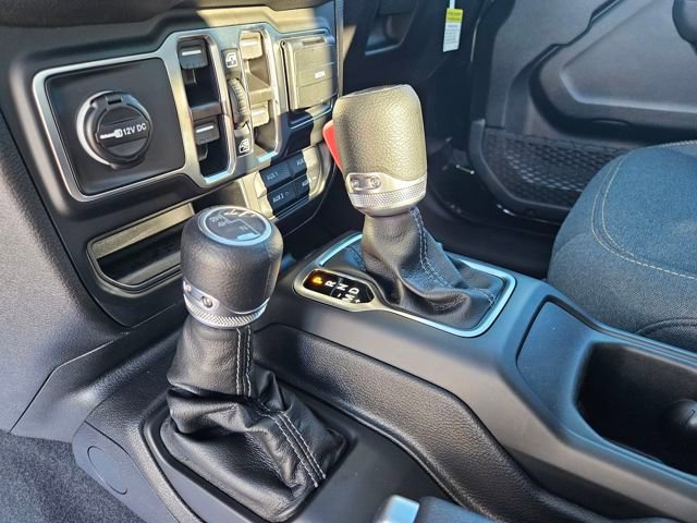 New 2025 Jeep Gladiator Sport image 24