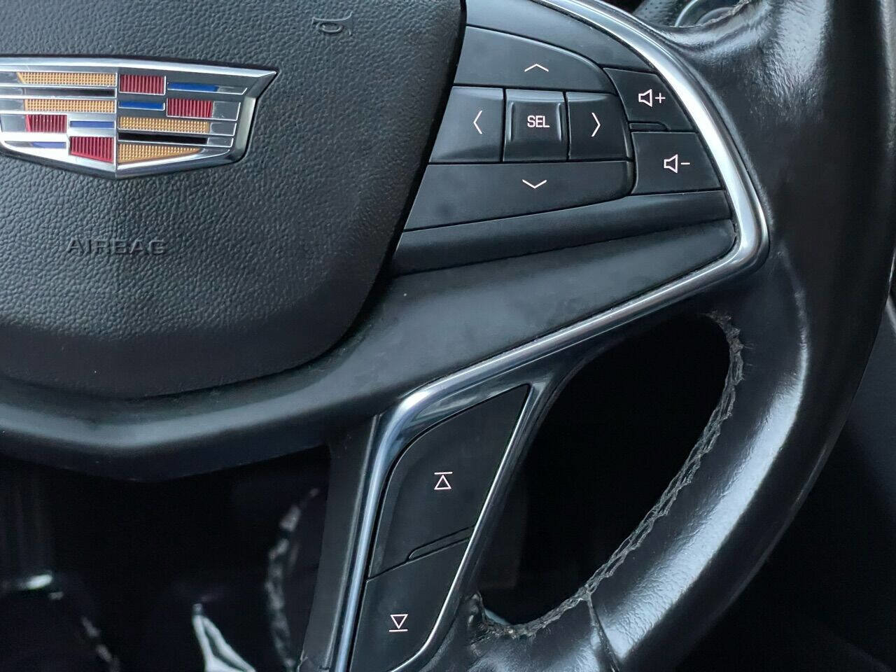 Used 2019 Cadillac XT5 Luxury image 48