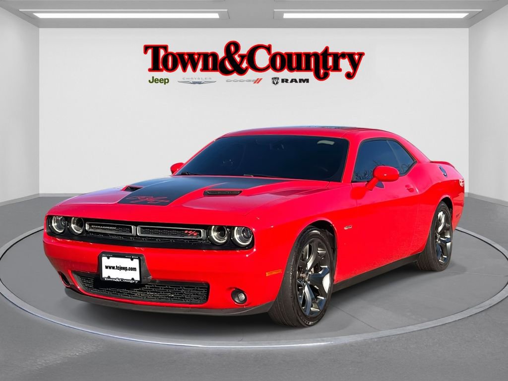 Used 2015 Dodge Challenger R/T w/ Quick Order Package 28B R/T image 3