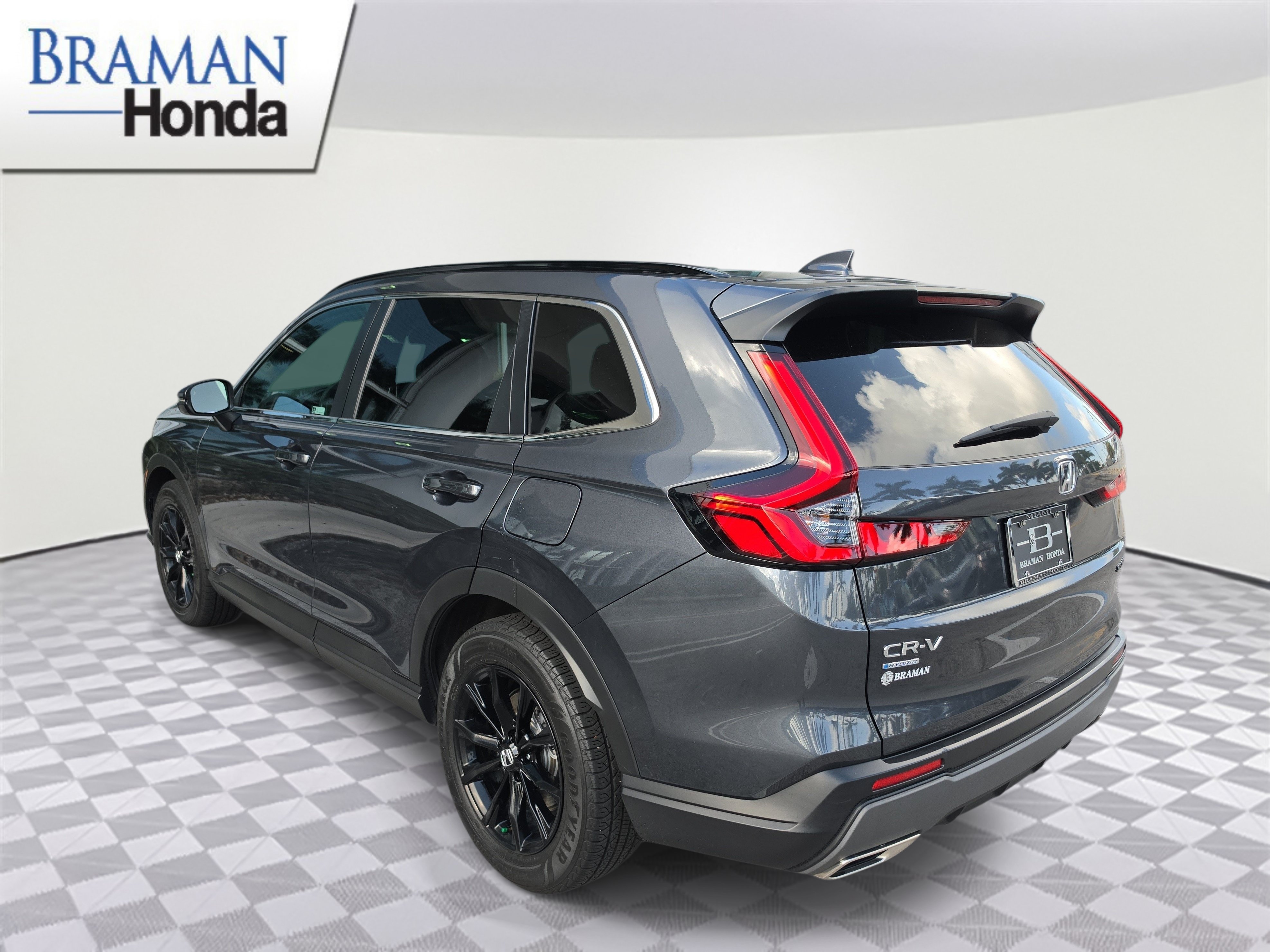 Certified 2024 Honda CR-V Sport image 4