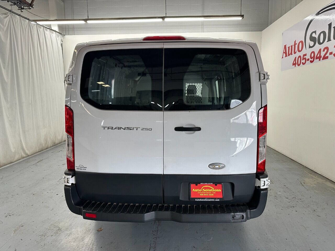 Used 2015 Ford Transit 250 130 Low Roof w/ Exterior Upgrade Package image 6