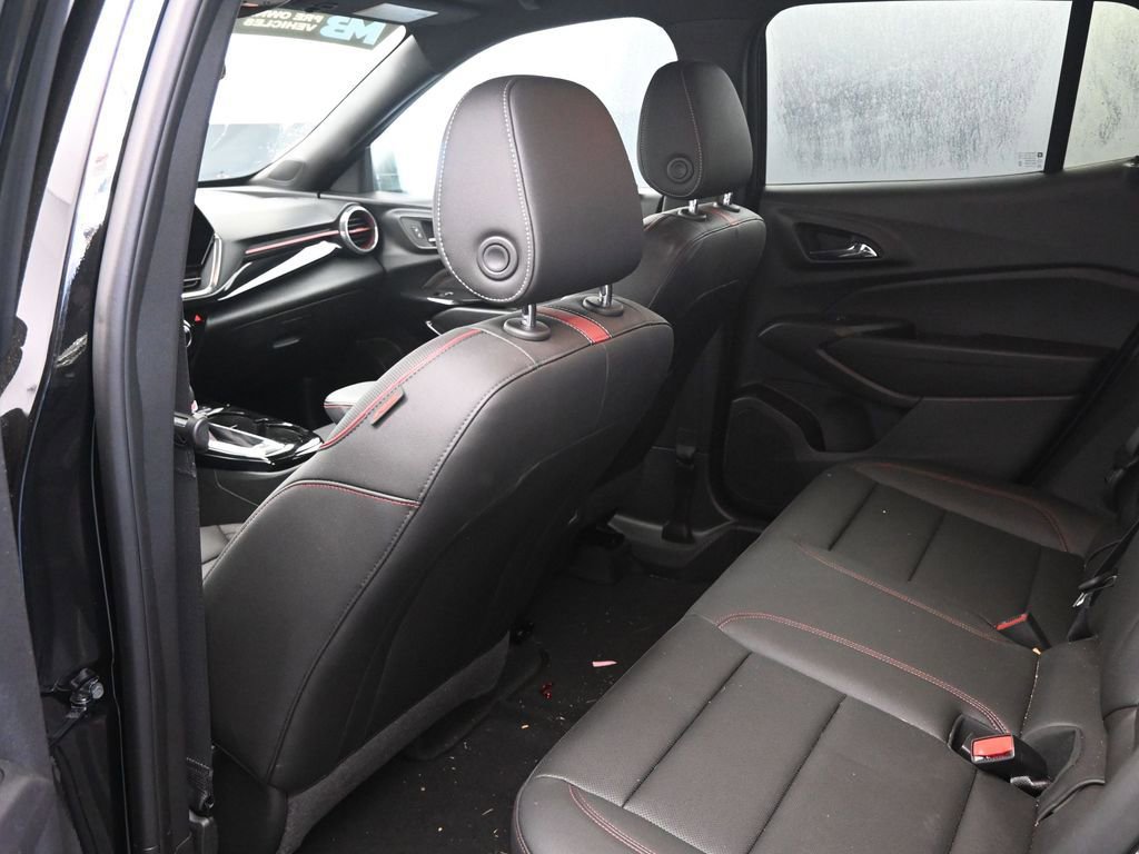 Certified 2026 Chevrolet Trax RS w/ Driver Confidence Package image 20