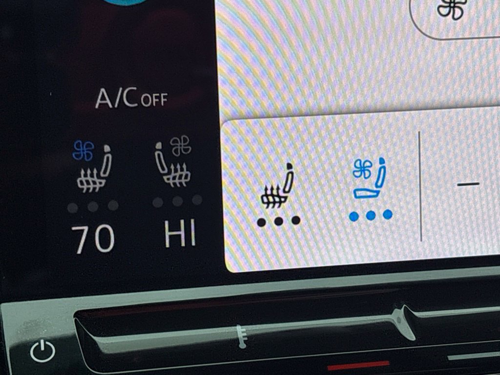 Used 2024 Volkswagen Atlas SE AWD/4WD image 42