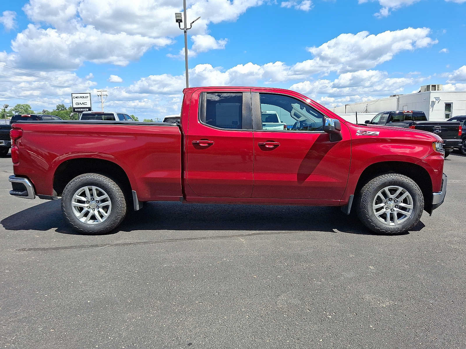 Used 2019 Chevrolet Silverado 1500 LT w/ All-Star Edition AWD/4WD image 7
