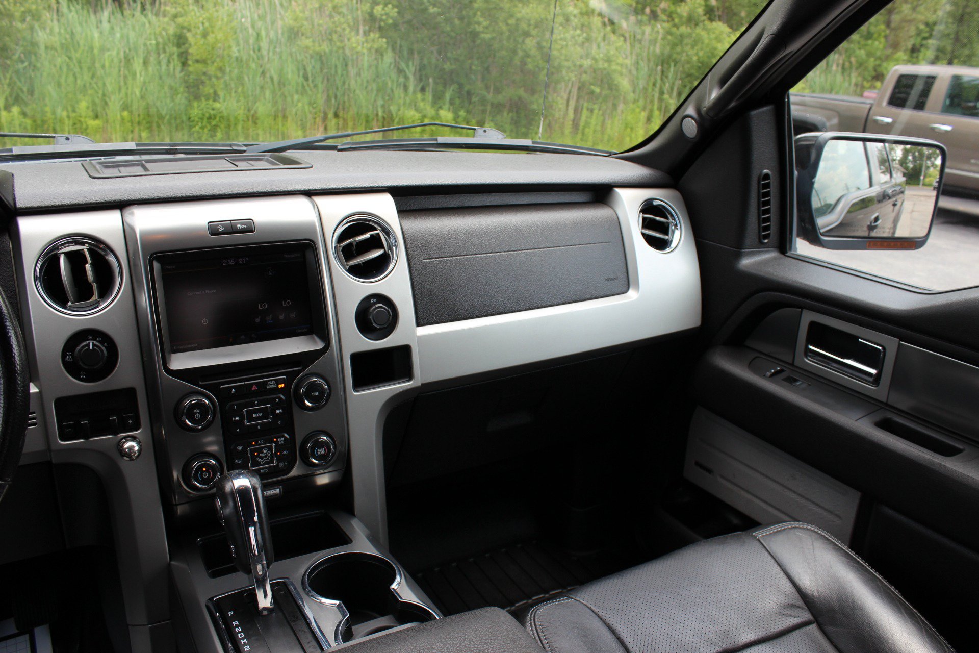 Used 2013 Ford F150 FX4 w/ Luxury Equipment Group AWD/4WD image 21
