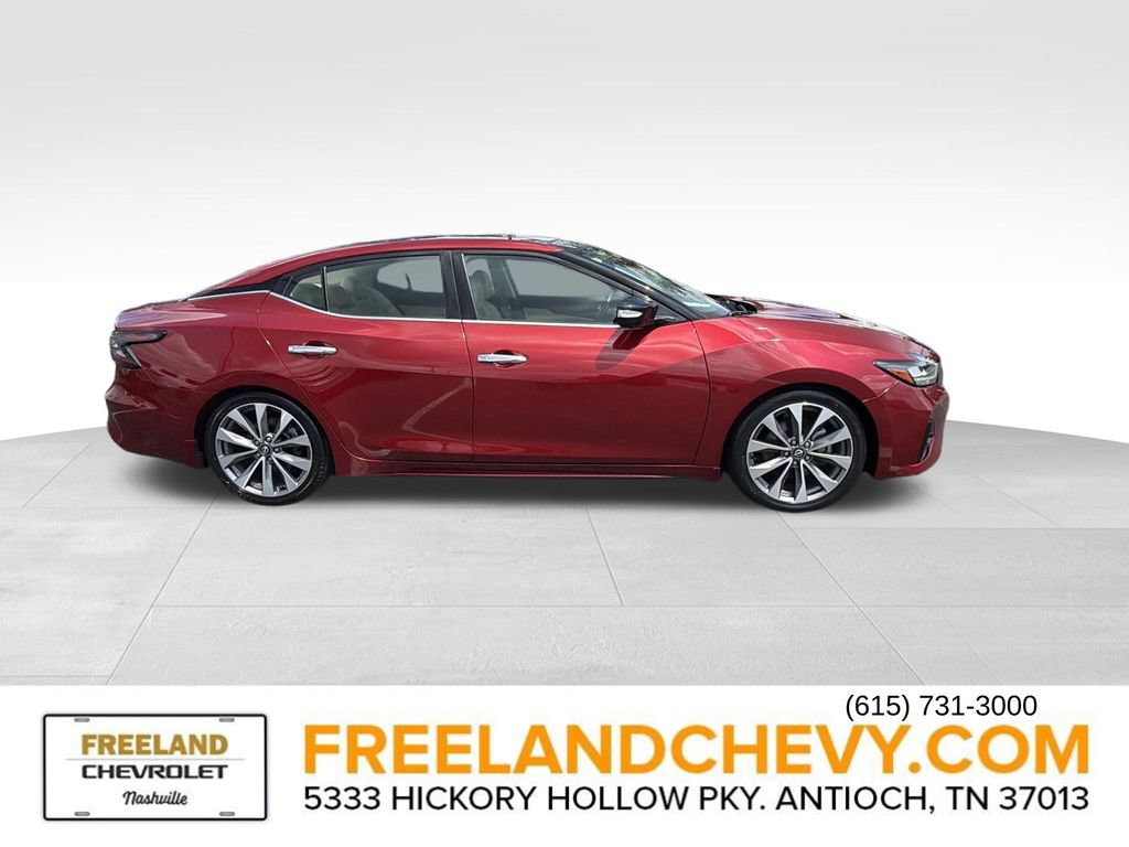 Used 2023 Nissan Maxima Platinum w/ Sport Mat Group FWD image 2