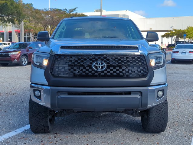 Used 2016 Toyota Tundra SR5 w/ SR5 Upgrade Package image 2