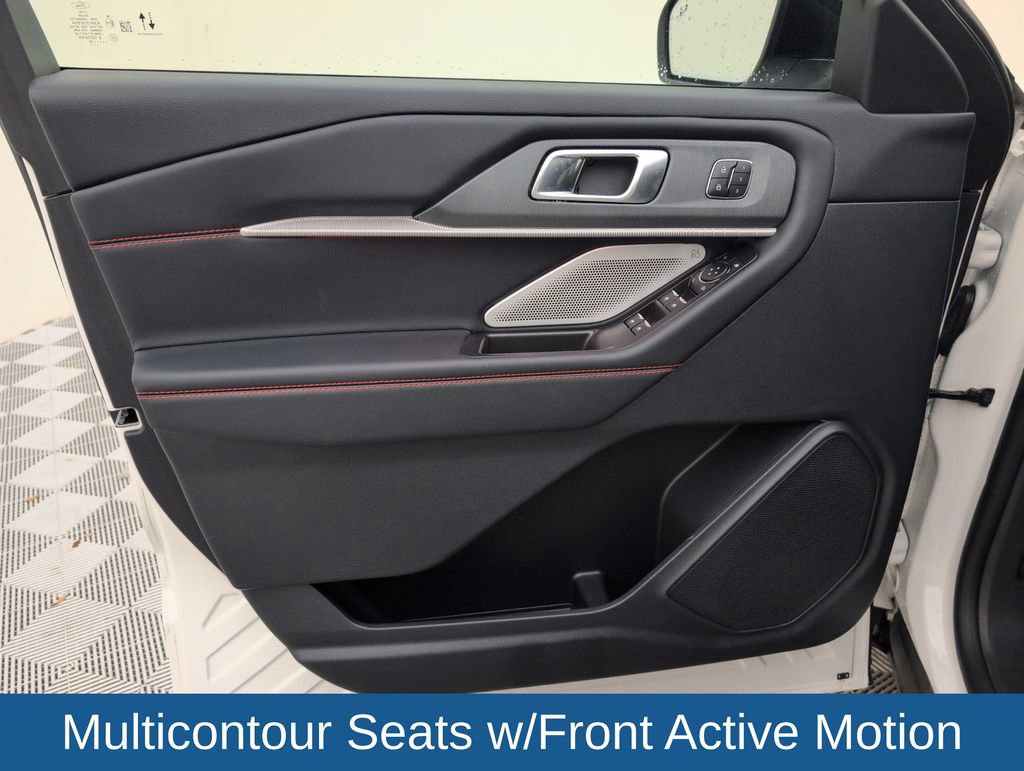 Used 2025 Ford Explorer ST w/ Sun And Sound Package image 34