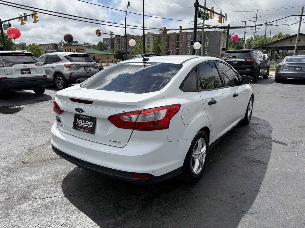 Used 2014 Ford Focus S FWD image 4