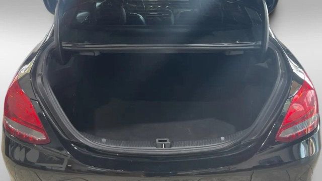Used 2018 Mercedes-Benz C 300 Sedan image 9