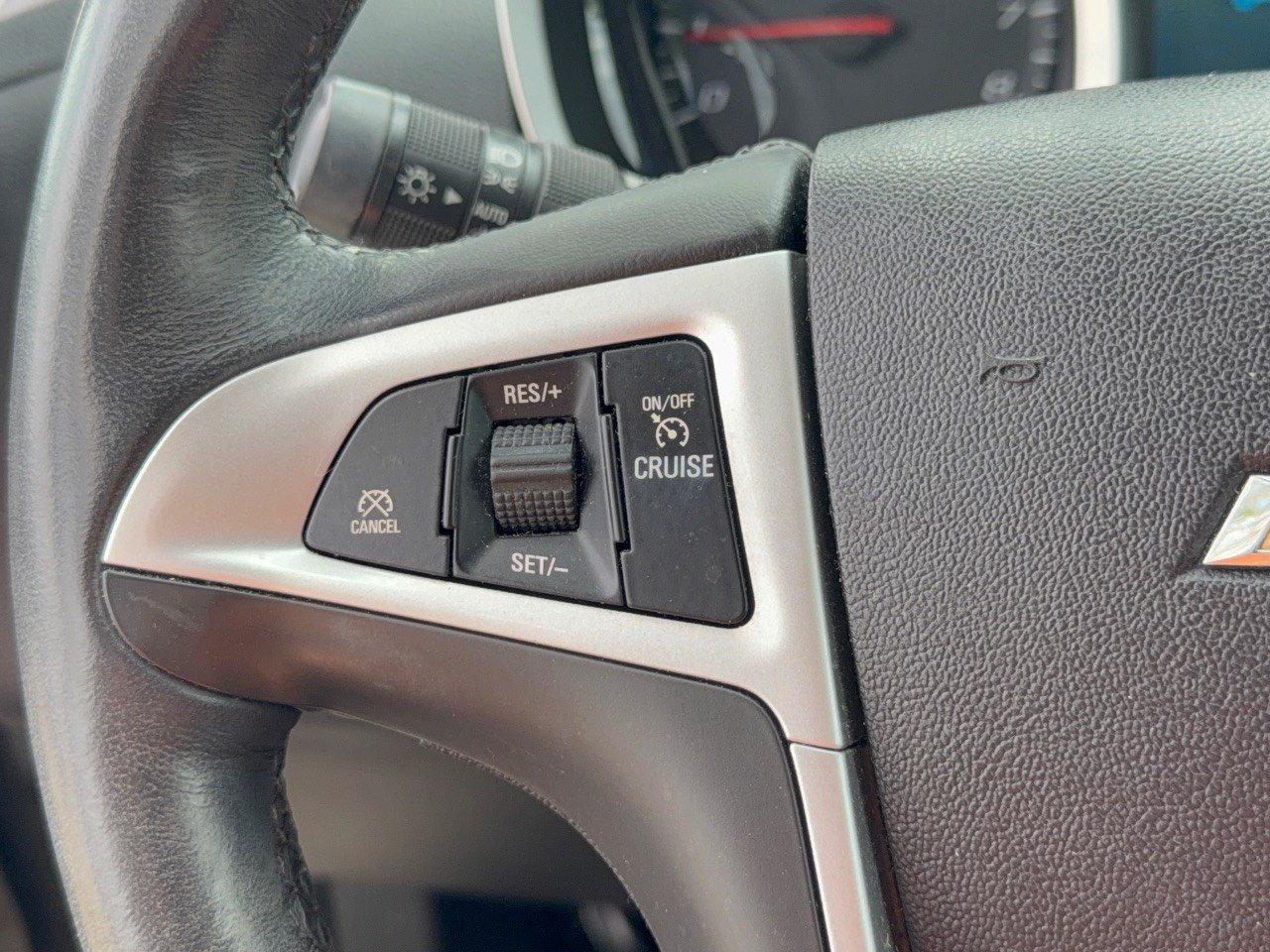 Used 2012 Chevrolet Equinox LT FWD image 18