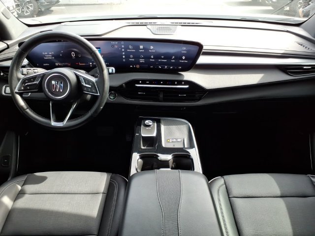 Used 2025 Buick Enclave Preferred FWD image 19