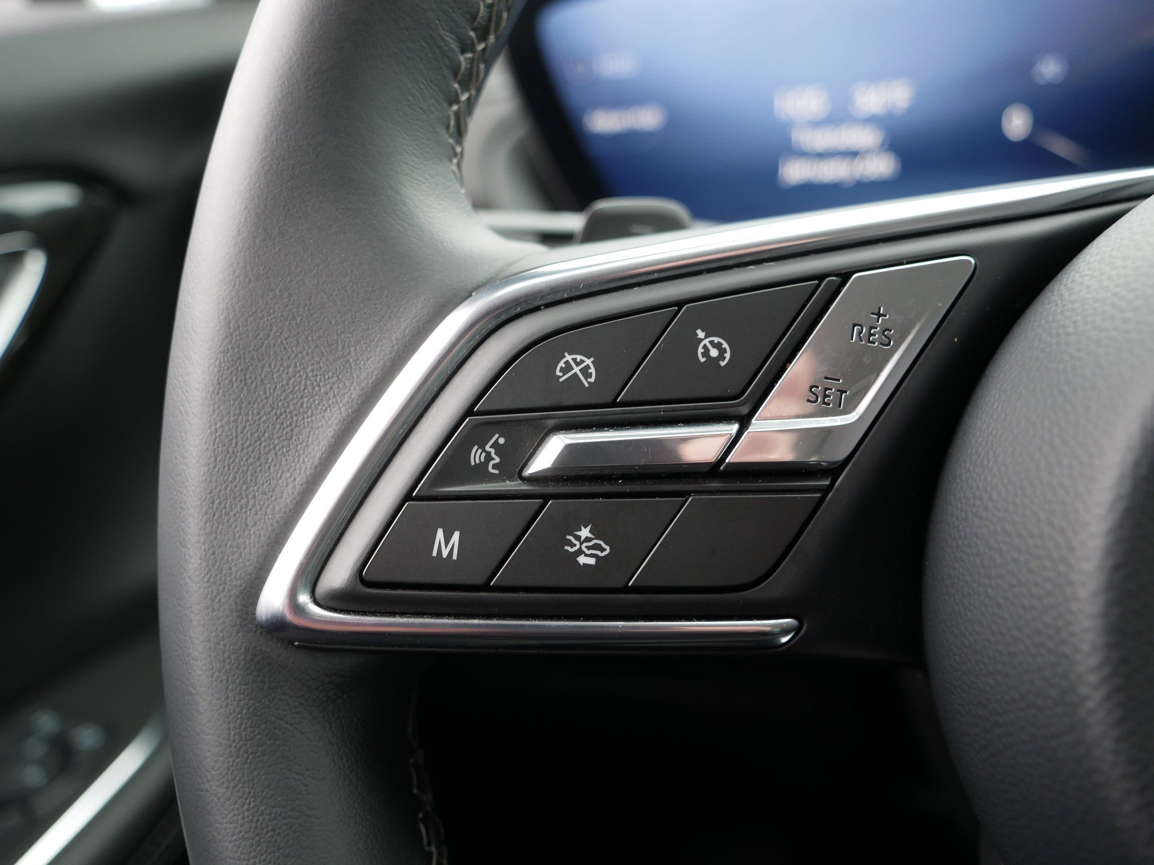 Certified 2025 Buick Envision Preferred image 28