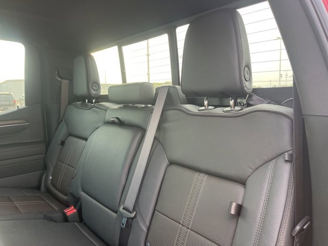 Used 2025 Chevrolet Silverado 1500 High Country image 42