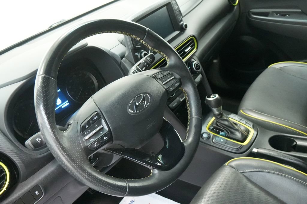 Used 2018 Hyundai Kona Limited image 14