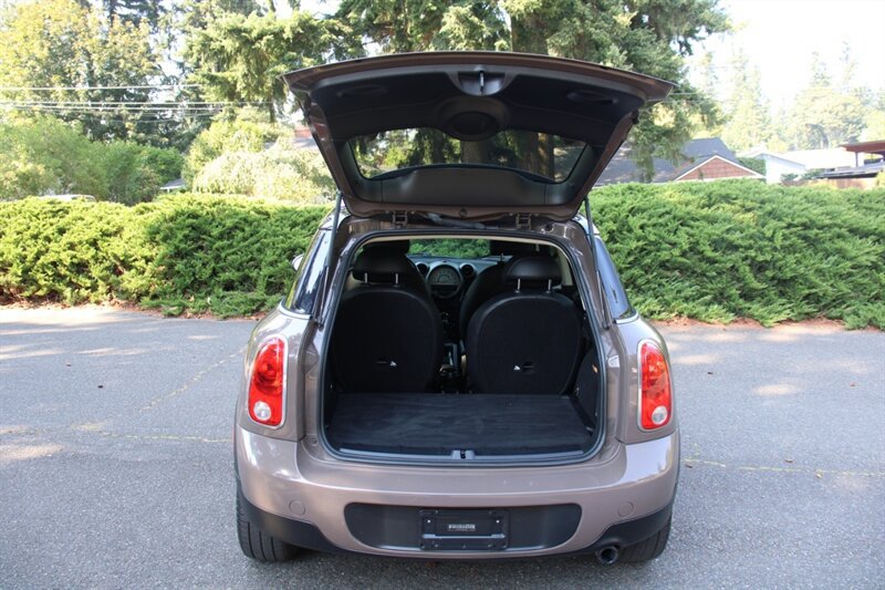Used 2011 MINI Cooper Countryman FWD image 16