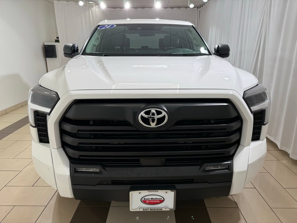 Used 2024 Toyota Tundra SR5 w/ SR5 Convenience Package AWD/4WD image 7