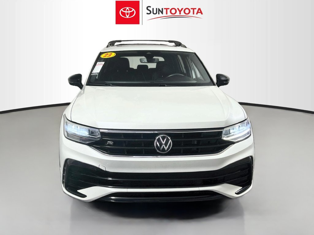 Used 2023 Volkswagen Tiguan SE R-Line FWD image 8