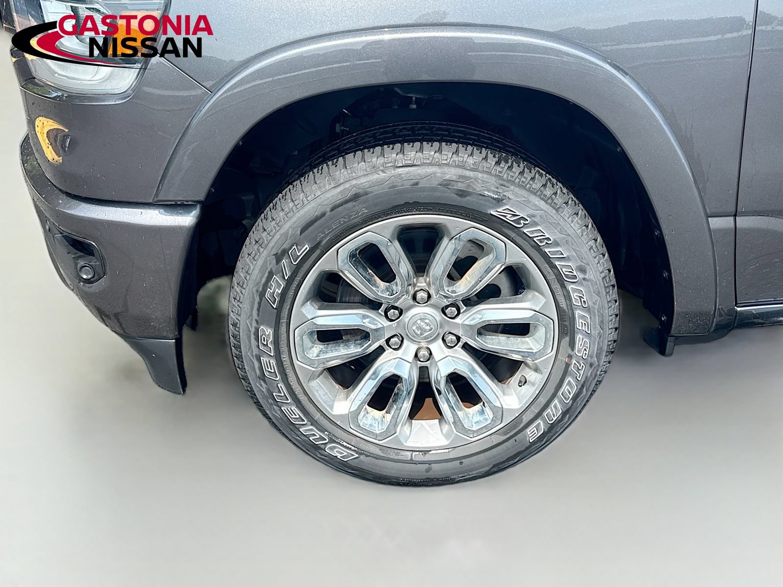 Used 2022 RAM 1500 Laramie w/ Sport Appearance Package AWD/4WD image 40