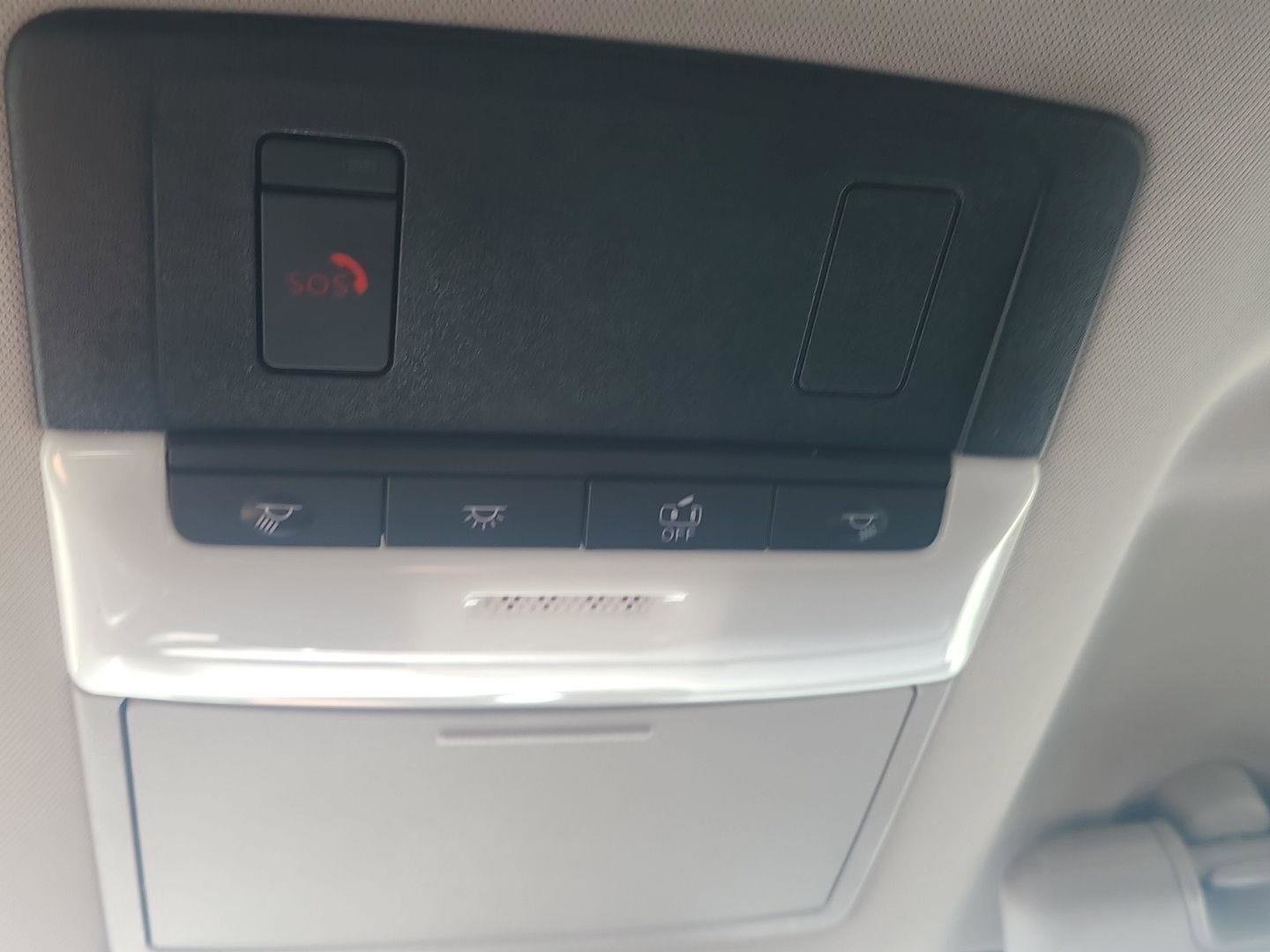 Used 2024 Nissan Pathfinder S image 17