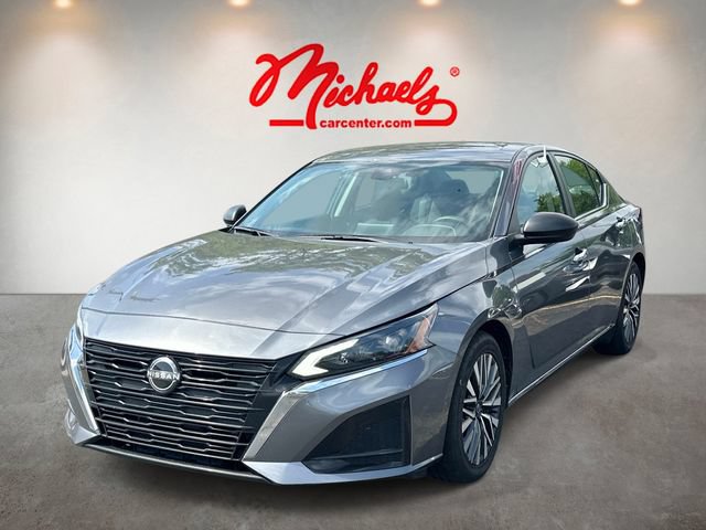 Used 2024 Nissan Altima 2.5 SV FWD image 6