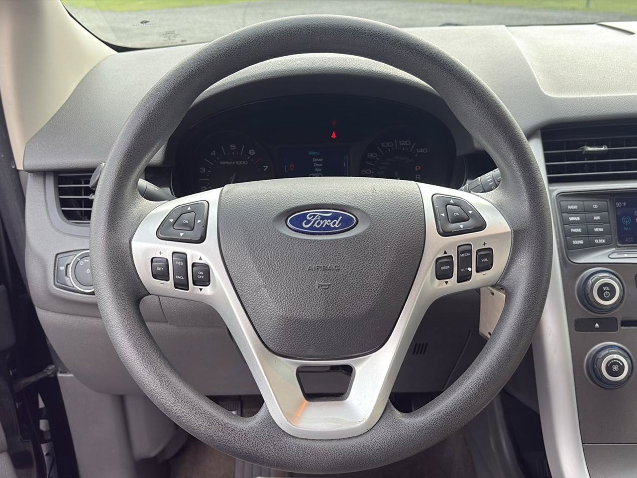 Used 2014 Ford Edge SE FWD image 11
