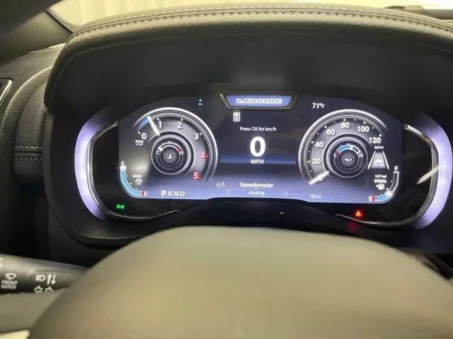 New 2026 RAM 2500 Laramie AWD/4WD image 21