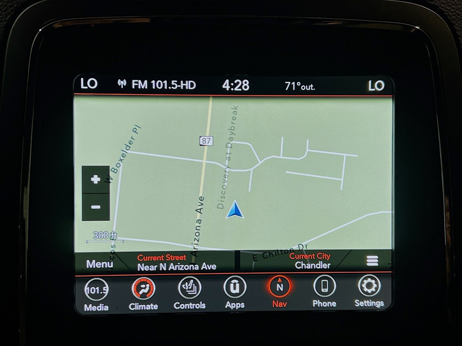 Used 2018 Dodge Durango GT w/ Technology Group RWD image 9