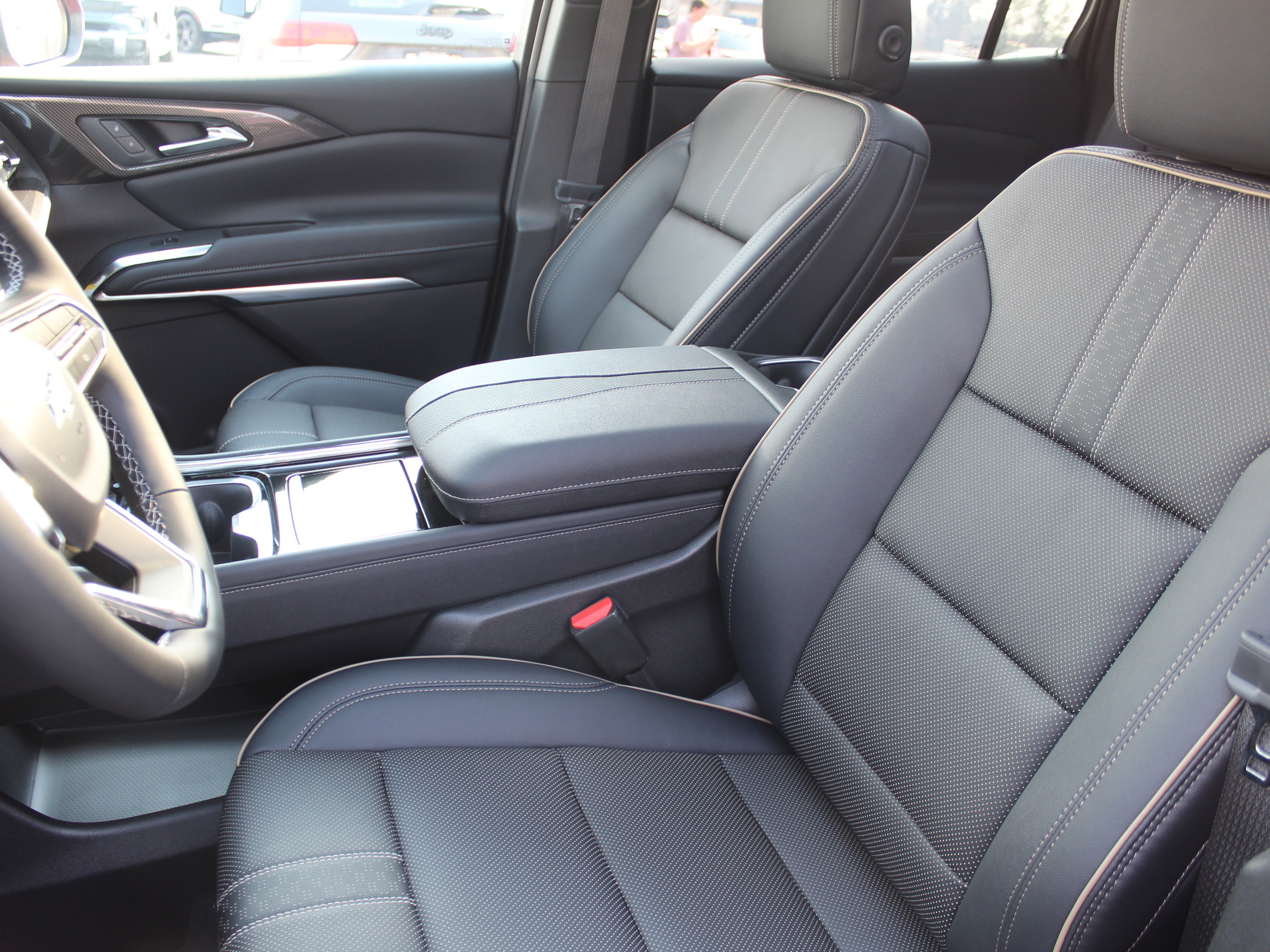 New 2026 Chevrolet Traverse High Country image 9