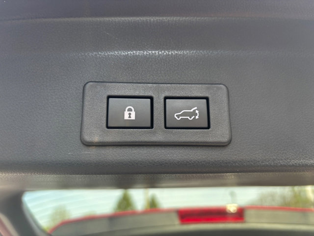 Used 2025 Subaru Ascent Premium image 10