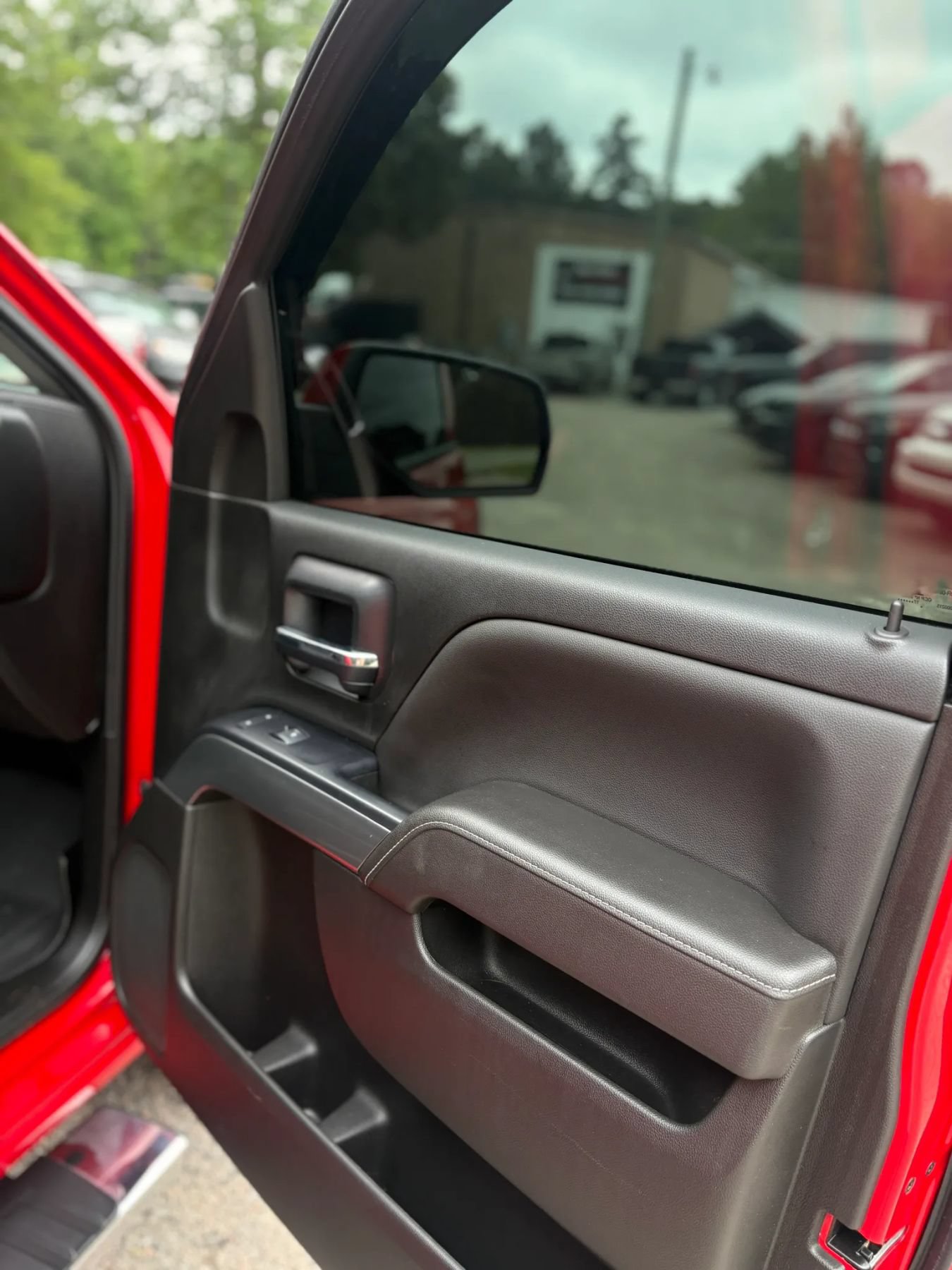 Used 2018 Chevrolet Silverado 1500 LT w/ All Star Edition AWD/4WD image 20