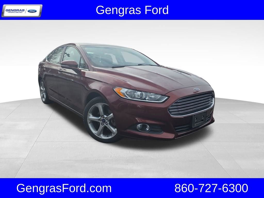 Used 2015 Ford Fusion SE w/ Equipment Group 201A image 1