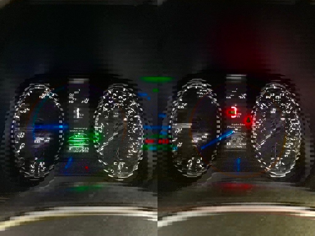 Used 2022 Toyota RAV4 SE image 17