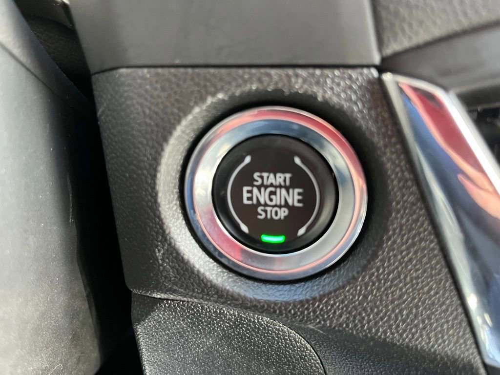 Used 2025 Buick Encore GX Preferred AWD/4WD image 16