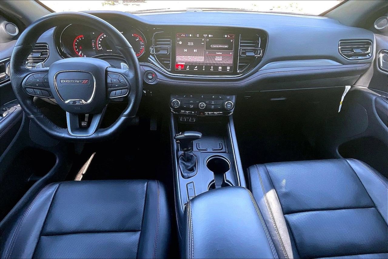Used 2022 Dodge Durango R/T w/ Blacktop Package AWD/4WD image 16