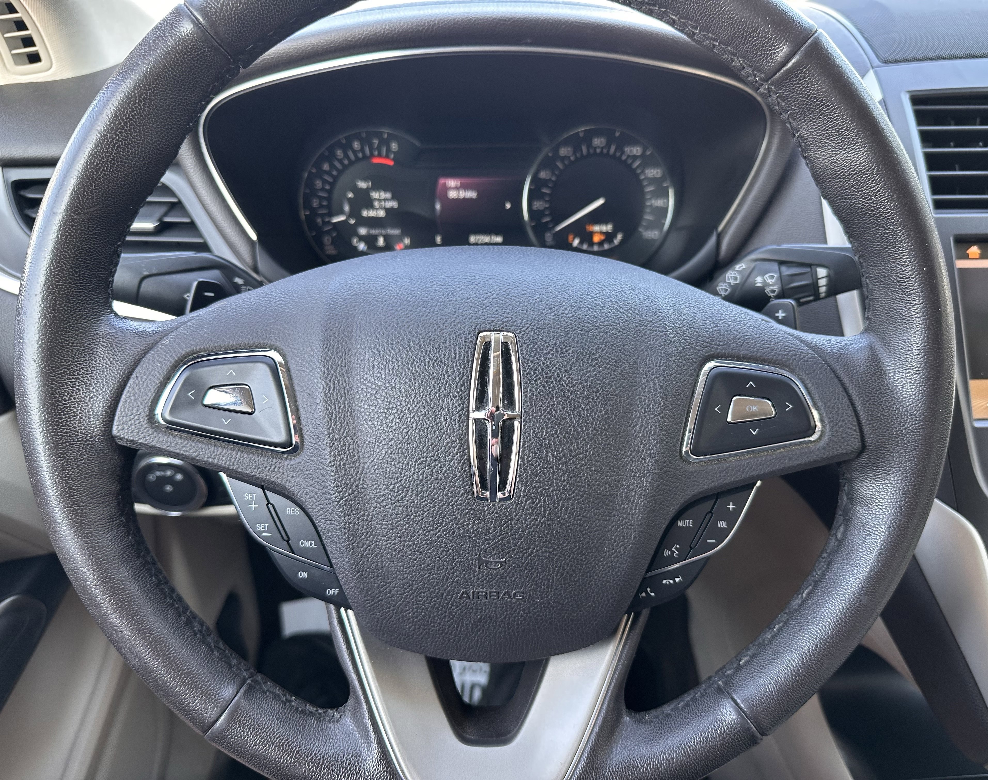 Used 2019 Lincoln MKC Premiere AWD/4WD image 19