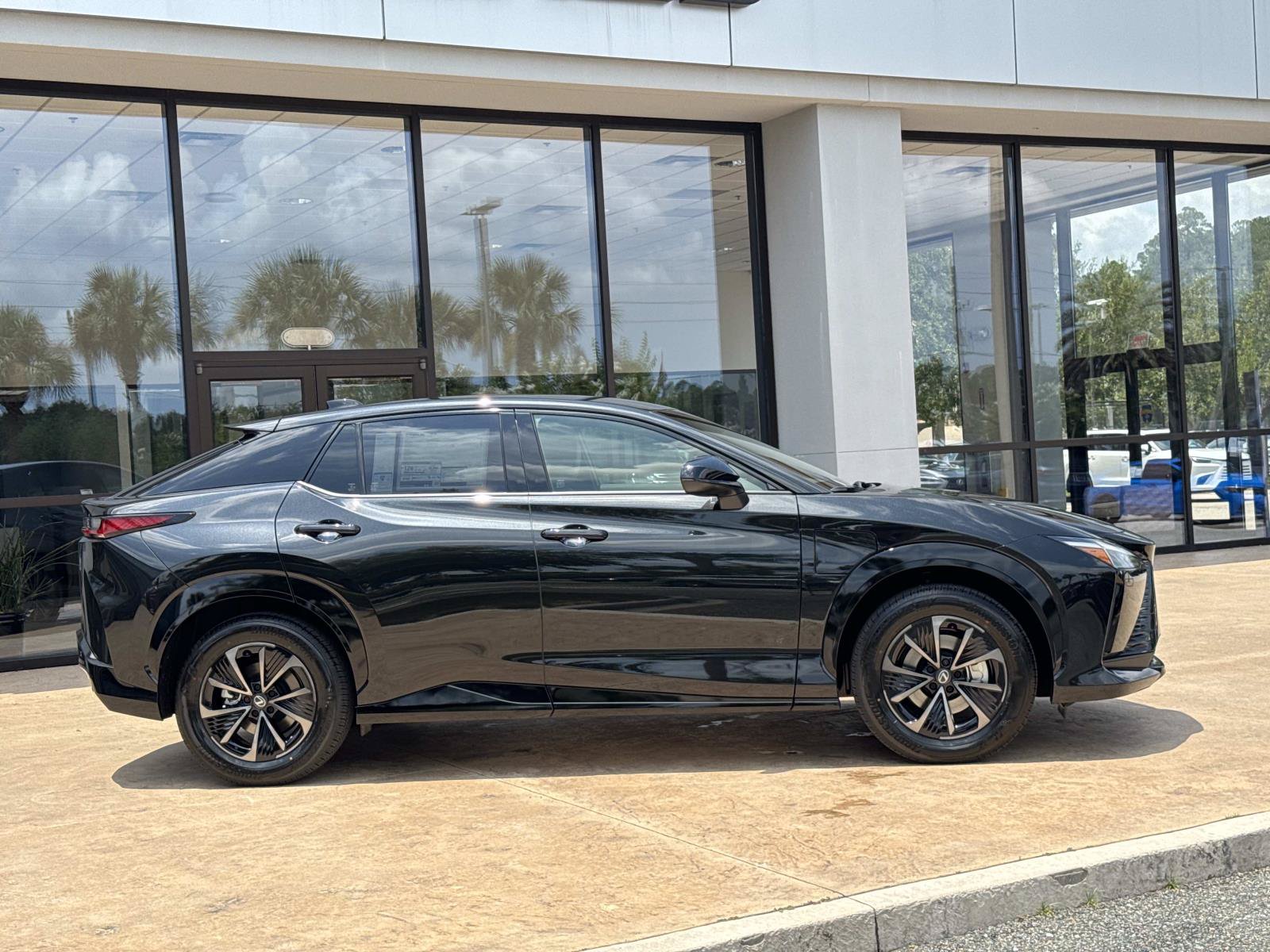 New 2026 Lexus RZ 350e 2WD image 2