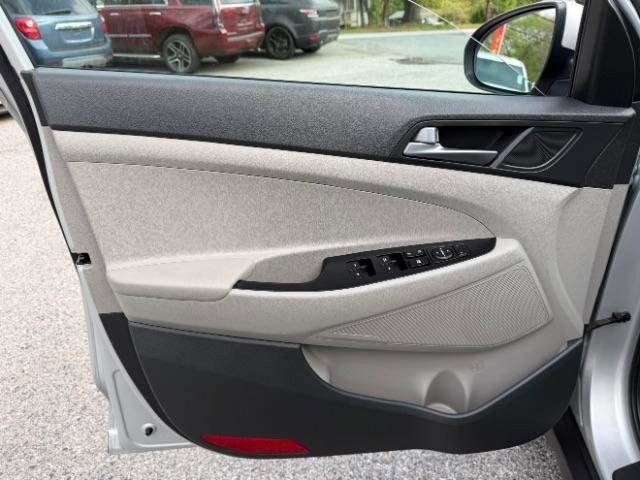 Used 2016 Hyundai Tucson Sport FWD image 16