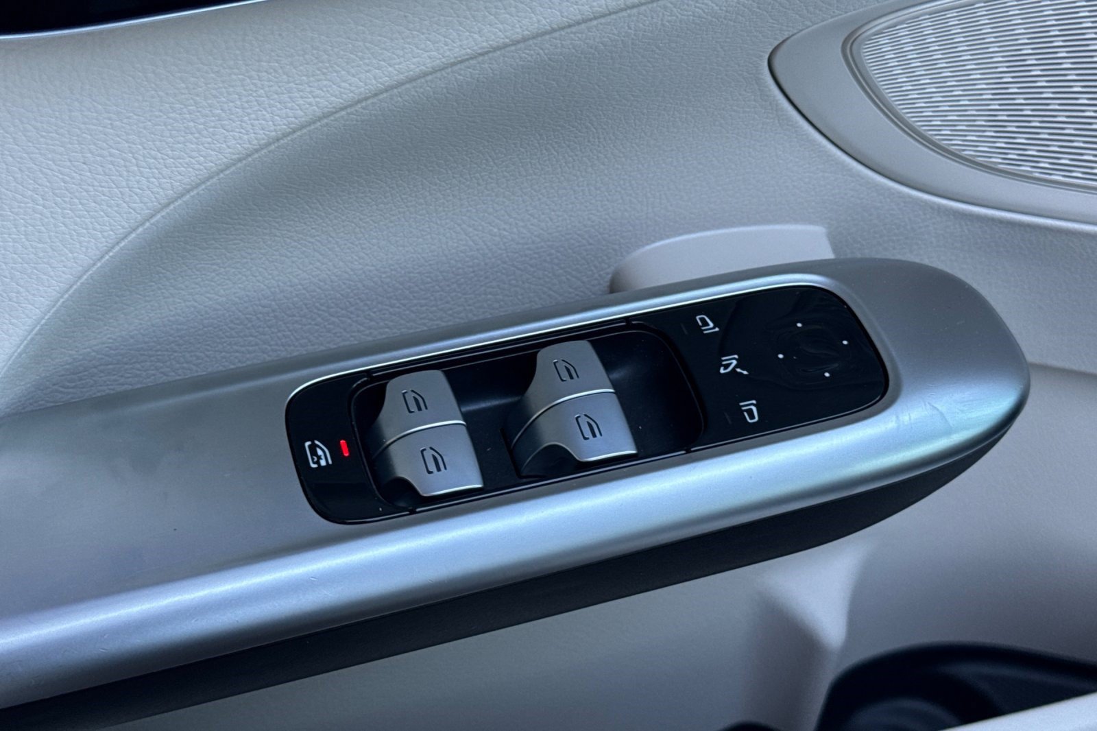 Certified 2023 Mercedes-Benz C 300 Sedan image 14