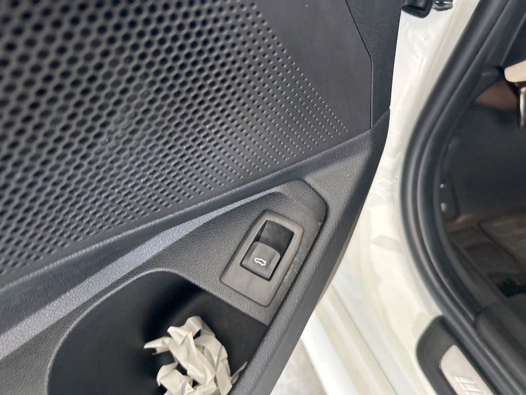 Used 2020 BMW M340i xDrive image 40