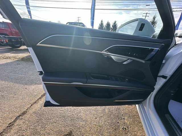 Used 2020 Audi A8 L 4.0T w/ Sport Plus Package image 25