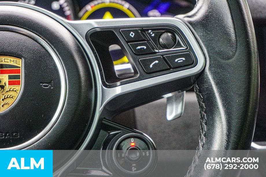 Used 2022 Porsche Cayenne GTS w/ Premium Package AWD/4WD image 30