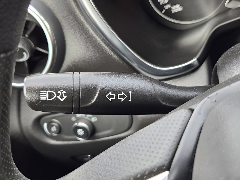 Used 2021 Chevrolet Blazer LT FWD image 26