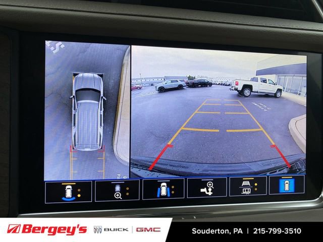 Certified 2021 GMC Yukon Denali w/ Denali Premium Package AWD/4WD image 18