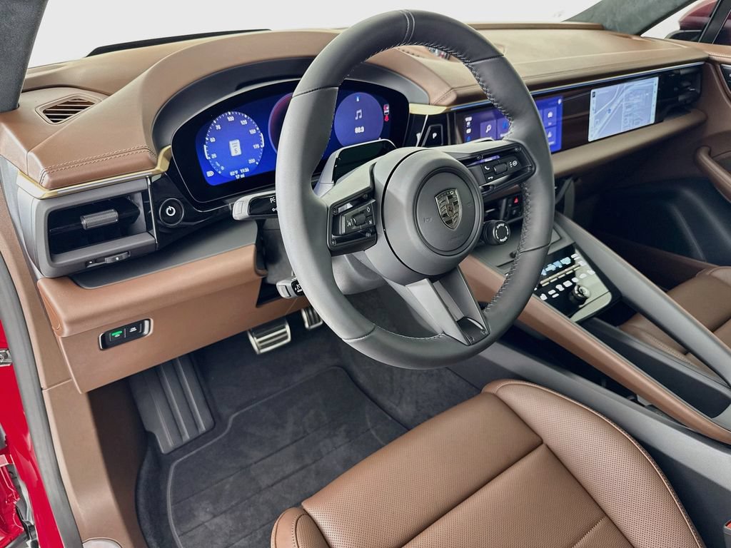 New 2026 Porsche Macan Turbo Electric AWD/4WD image 4