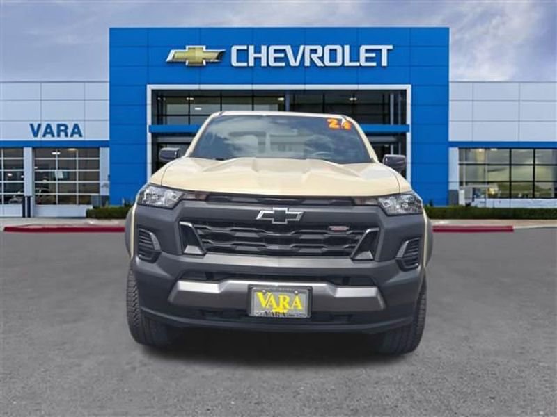 Certified 2024 Chevrolet Colorado Trail Boss AWD/4WD image 8
