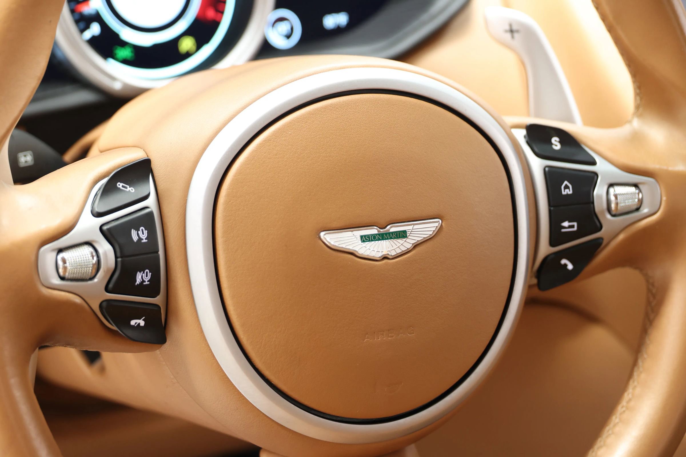 Used 2017 Aston Martin DB11 V12 image 29